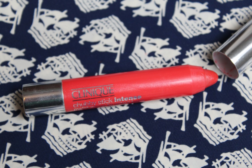 chubby-stick-intense-heftiest-hibiscus-clinique