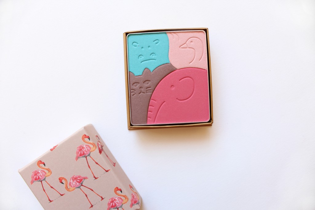 paul-&-joe-face-and-eyes-color-cs-094